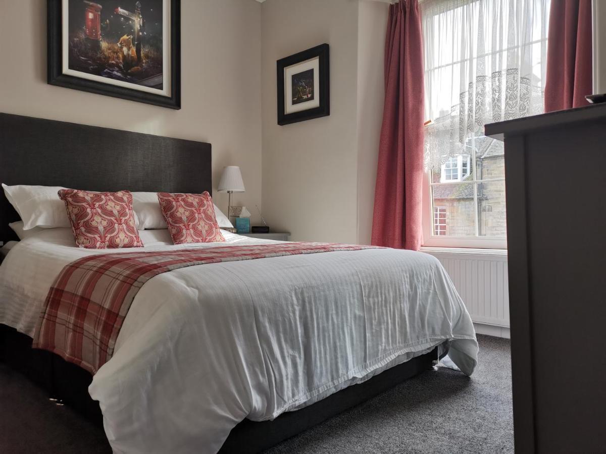 Munro Guest House Стерлінг Екстер'єр фото