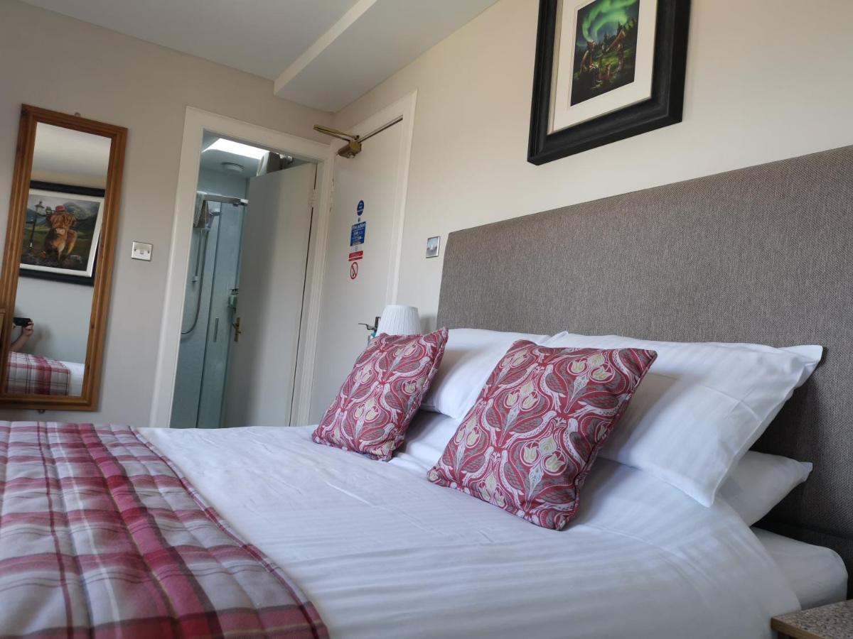 Munro Guest House Стерлінг Екстер'єр фото