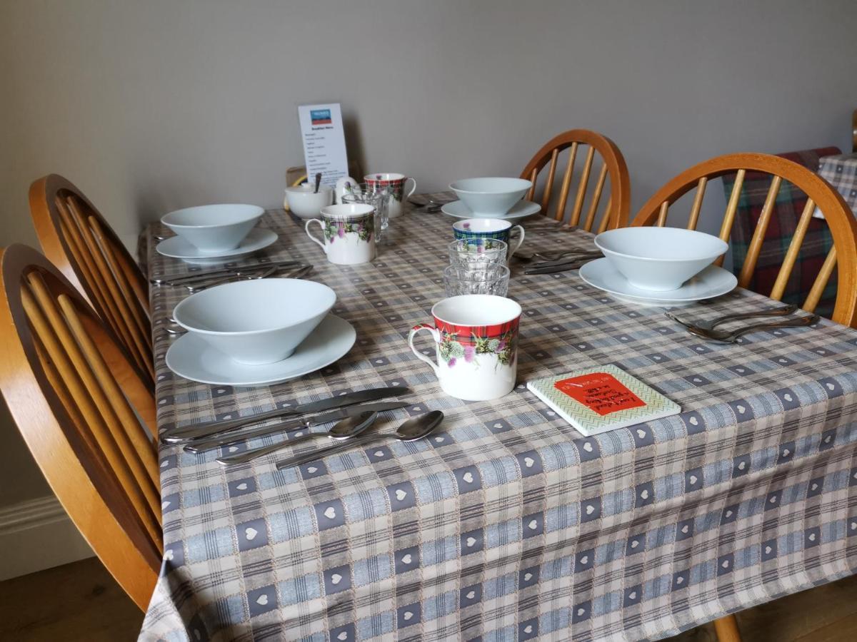 Munro Guest House Стерлінг Екстер'єр фото