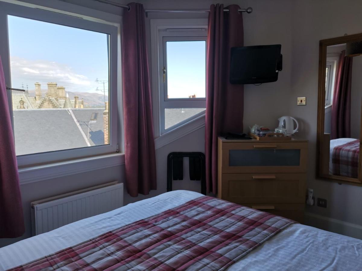 Munro Guest House Стерлінг Екстер'єр фото