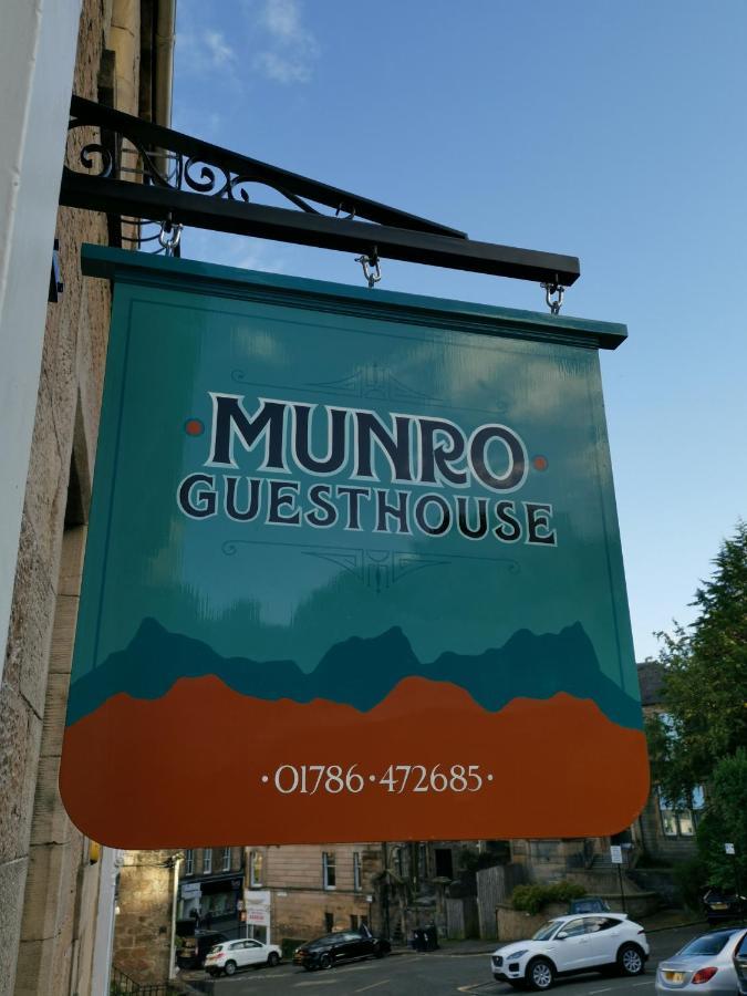Munro Guest House Стерлінг Екстер'єр фото