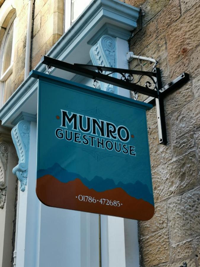 Munro Guest House Стерлінг Екстер'єр фото