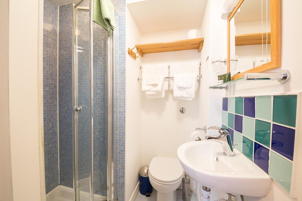 Munro Guest House Стерлінг Екстер'єр фото