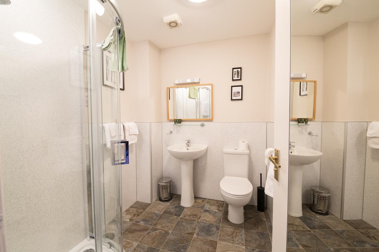 Munro Guest House Стерлінг Екстер'єр фото
