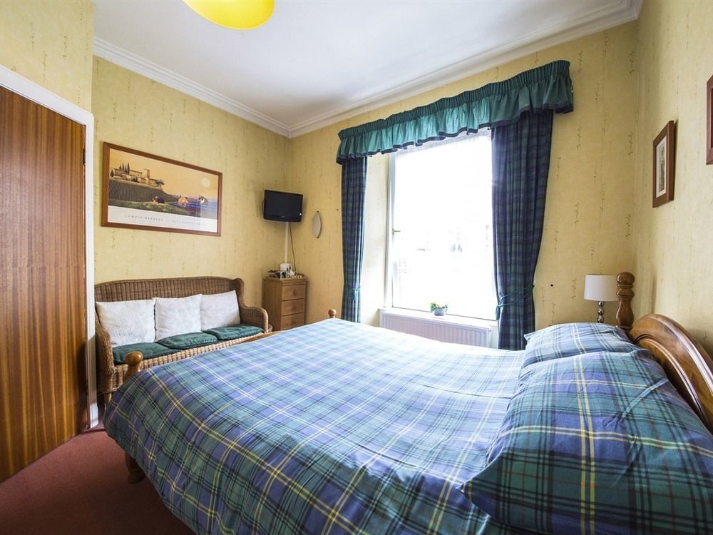 Munro Guest House Стерлінг Екстер'єр фото